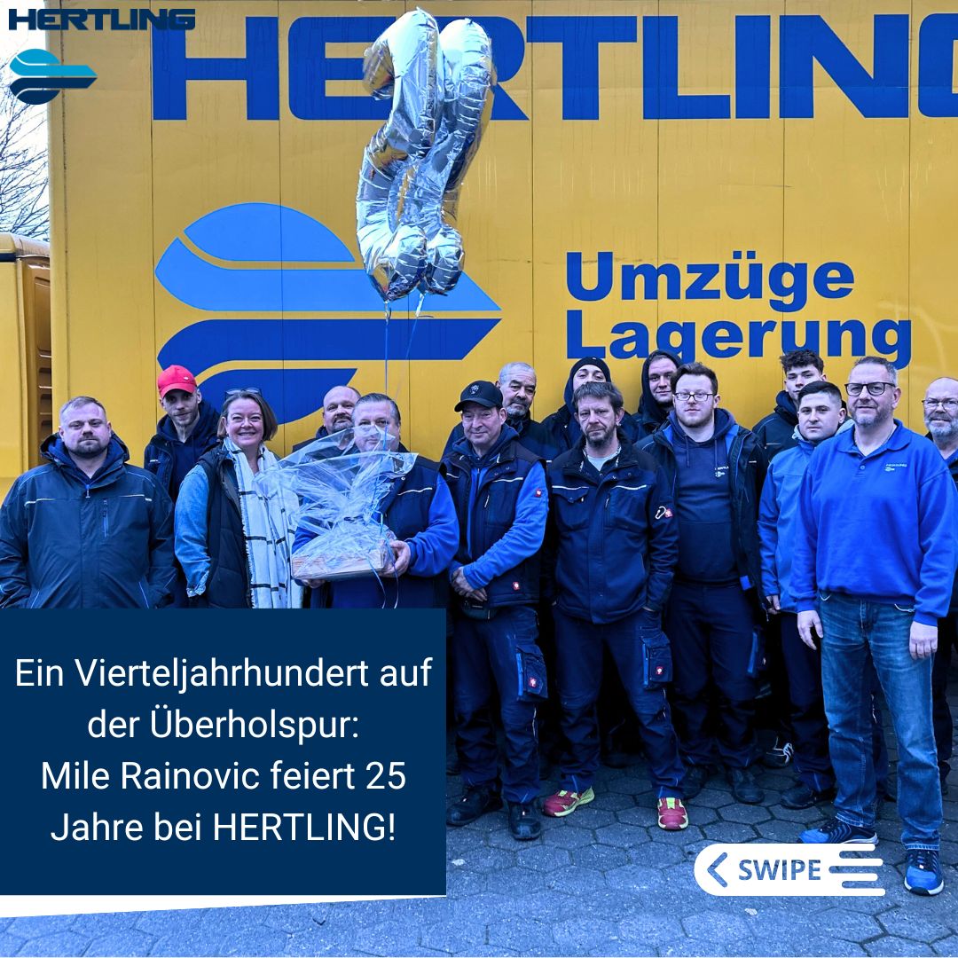 Gruppenfoto vom Frankfurter Umzugs- und Büro-Team