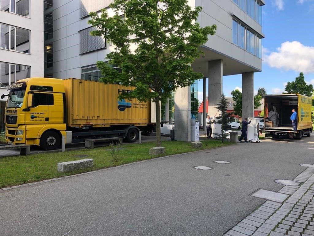 Umzugsunternehmen für Firmenumzüge - HERTLING