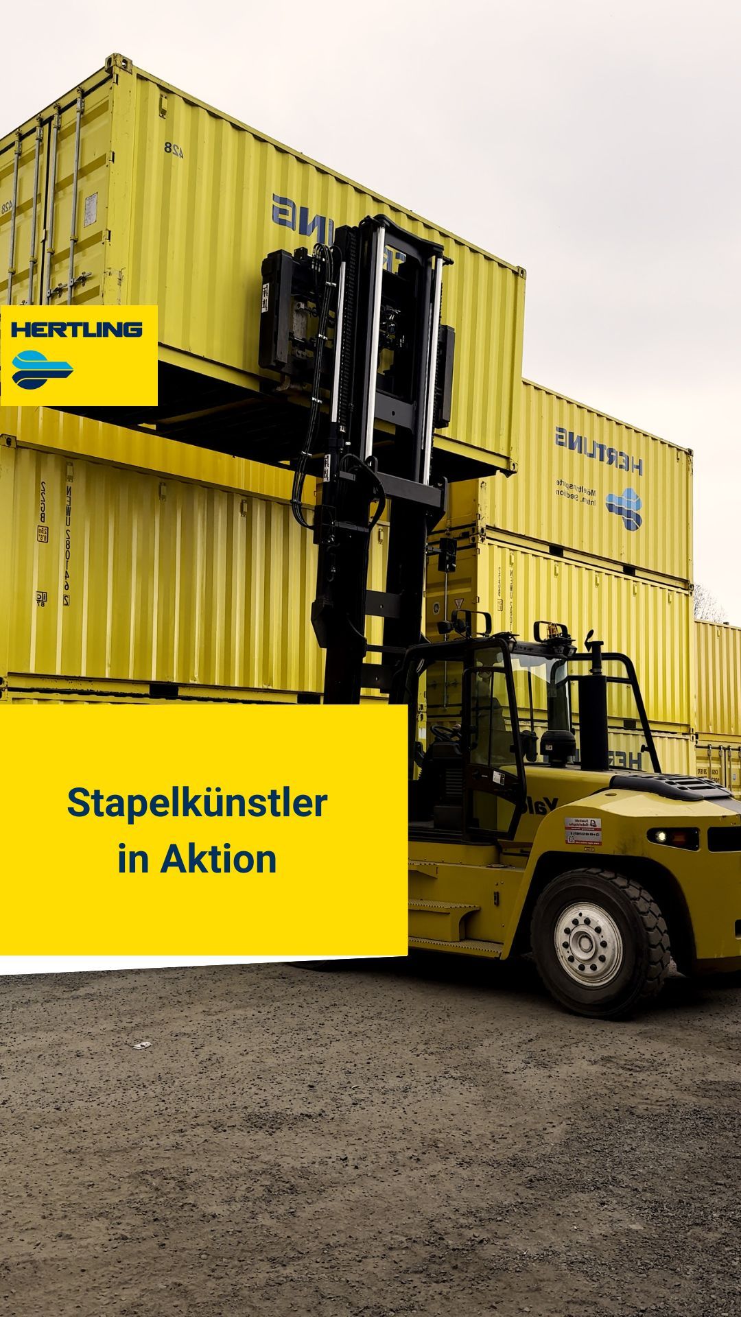 Forklift carrying a Hertling container