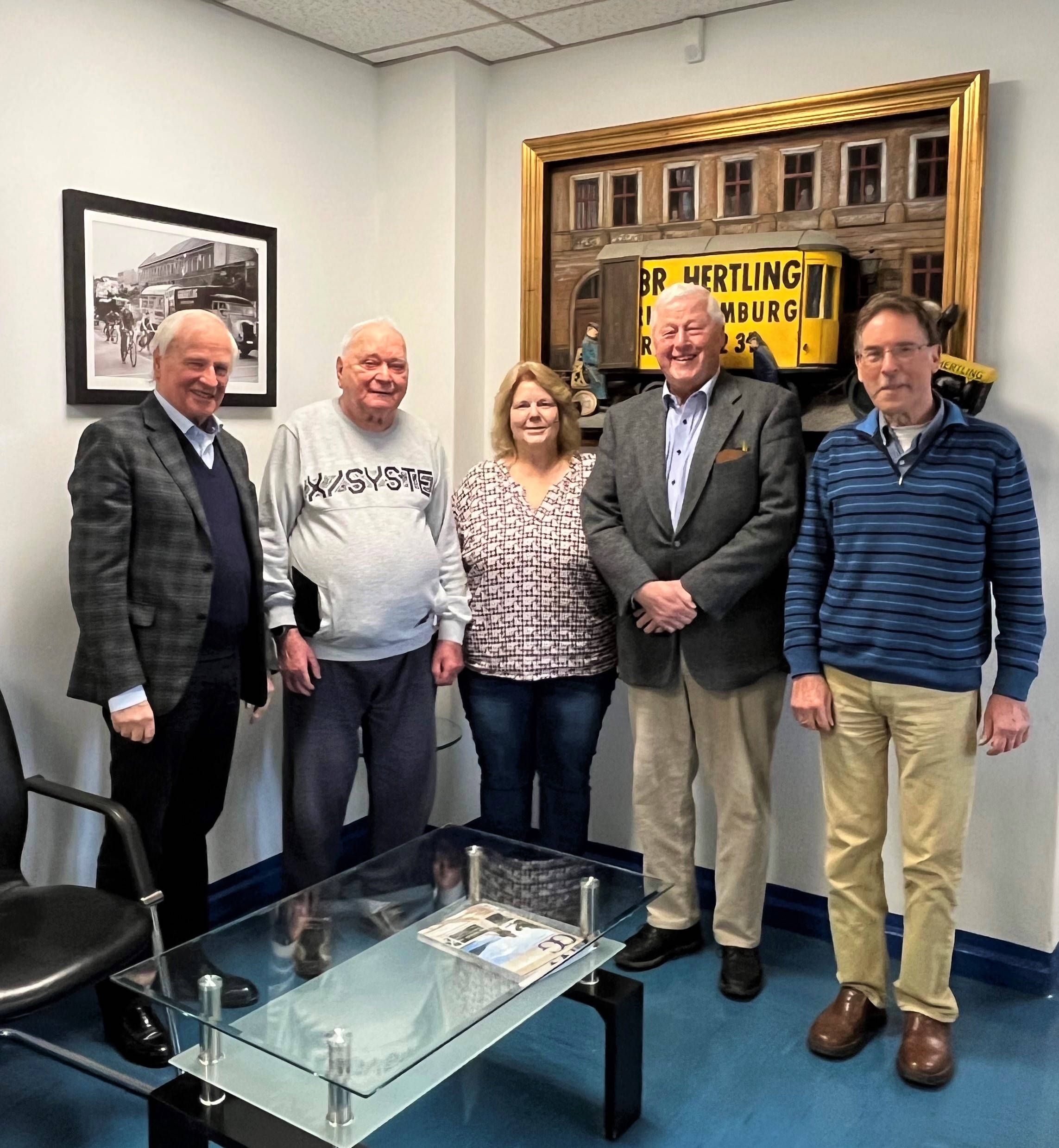 This week there was a special visit to our moving company in Berlin. Our former employee Mr. Günther N. visited us.