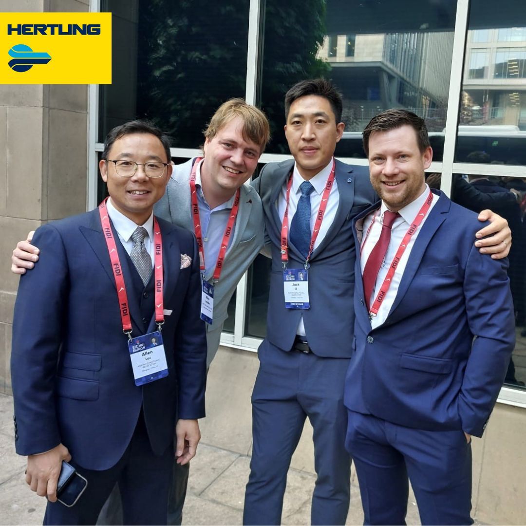 Nino with the FIDI members